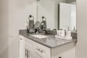 3900 Huntington Drive - Photo 15