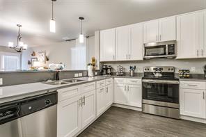 3900 Huntington Drive - Photo 4