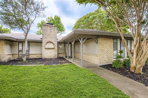 1724 Midcrest Drive - Photo 3