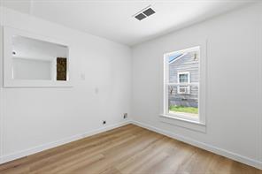 5021 Royal Drive - Photo 14