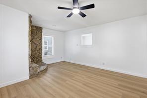 5021 Royal Drive - Photo 6