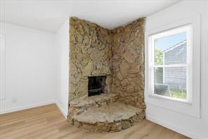 5021 Royal Drive - Photo 9