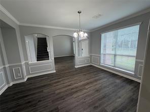 1055 Heathrow Drive - Photo 4