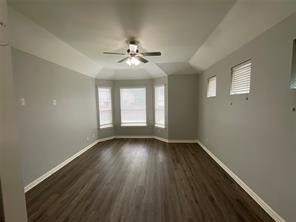 1055 Heathrow Drive - Photo 8