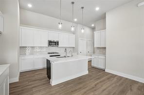9301 Rolling Meadow Way - Photo 3