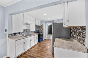 709 Sissom Road - Photo 8