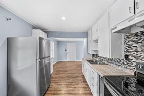 709 Sissom Road - Photo 9