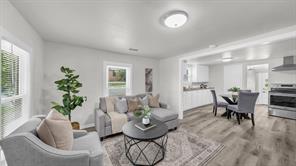 1220 N Rusk Street - Photo 4