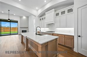 833 Bridle Path Parkway - Photo 2