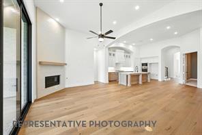 833 Bridle Path Parkway - Photo 4