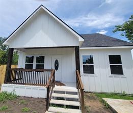 2714 1st Street - Photo 1