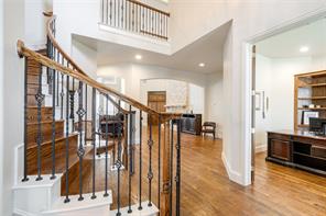 2035 Burnside Drive - Photo 5