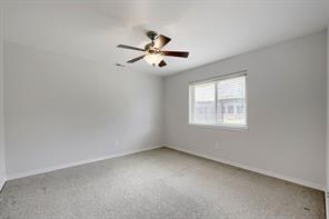 11 Kim Court - Photo 12