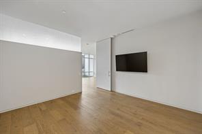 2430 Victory Park Lane - Photo 15