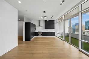 2430 Victory Park Lane - Photo 5