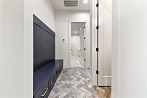 461 Whispering Way - Photo 26