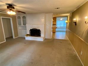 623 Club Oak Drive - Photo 3
