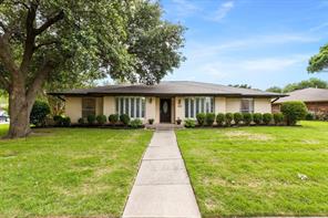1809 Greenway Drive - Photo 3