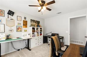 1809 Greenway Drive - Photo 32
