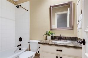 3905 Rothschild Drive - Photo 33