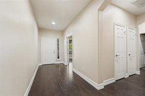 504 Peterhouse Drive - Photo 10