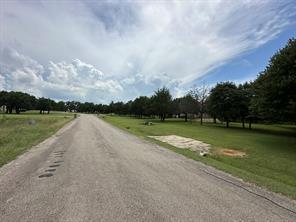 2413 Plantation Drive N - Photo 10