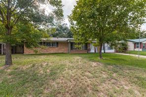 425 Lybrand Street - Photo 2