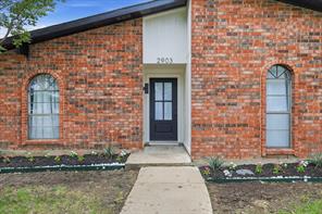 2903 Winterberry Drive - Photo 4