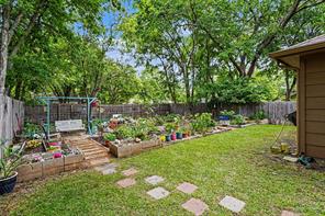 1327 Lanius Street - Photo 2