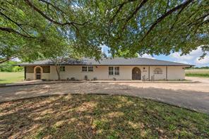 5444 OLD LORENA Road - Photo 1