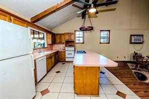 513 FM 2353 N - Photo 10