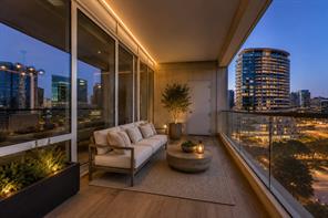 2408 Victory Park Lane - Photo 3