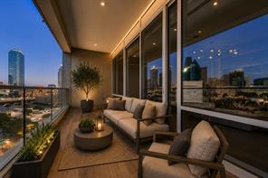 2408 Victory Park Lane - Photo 4