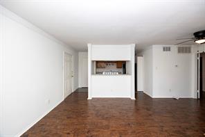 18333 Roehampton Drive - Photo 4