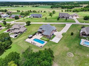 107 Whispering Winds Drive - Photo 1