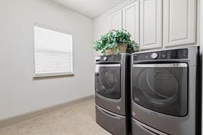 929 Lairds Lane - Photo 29