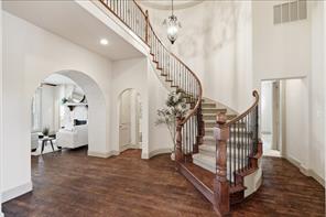 929 Lairds Lane - Photo 4