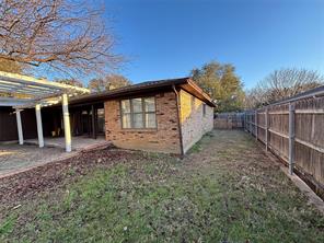 6533 Riviera Drive - Photo 2