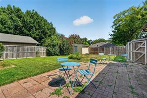 1502 Meadow Glen Street - Photo 32