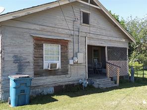 612 W 16th Avenue - Photo 1