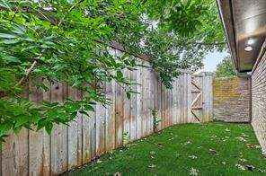 10015 Chimney Hill Lane - Photo 37