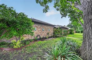 10015 Chimney Hill Lane - Photo 39