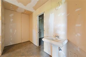 9326 NW County Road 1343 - Photo 27