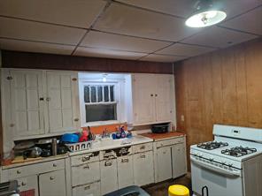 1308 Avenue L - Photo 8