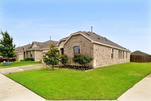 2100 Whispering Sage Boulevard - Photo 4