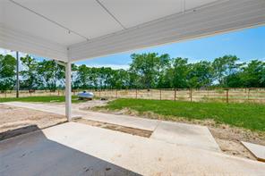 7350 Farm Road 2573 - Photo 26