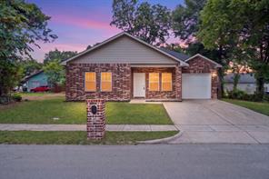 2812 Bourland Street - Photo 2