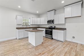 2812 Bourland Street - Photo 4