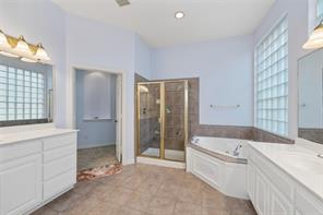 8680 Shady Shore Drive - Photo 18