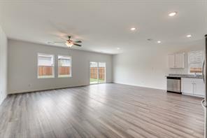 1512 Ancer Way - Photo 3
